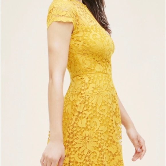 Yellow lace open back dress worn once - Picture 4 of 11